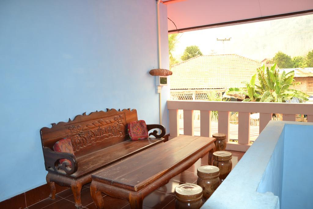 Lamorn Guesthouse Нонгкио Экстерьер фото